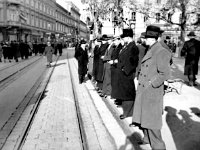 Tramvajska stanica na Zrinjevcu 1934. godine (Foto Đuro Janeković).jpg